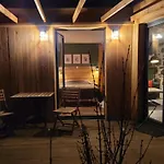 La Maisonnette Sous Le Cerisier *