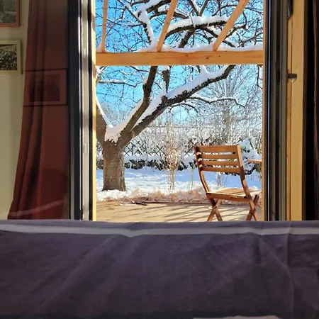 La Maisonnette Sous Le Cerisier